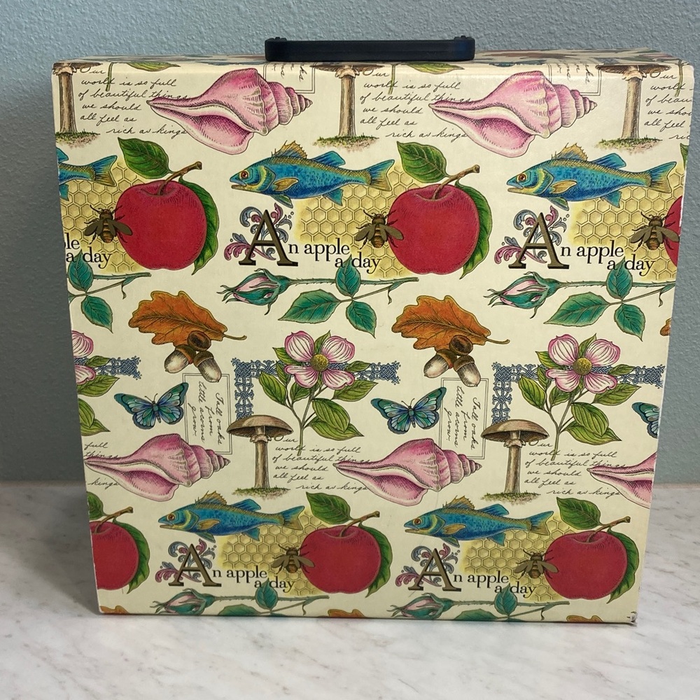 Memory Express Vintage Nature Pattern 12x12 Scrapbook Paper Accordion Storage - Picture 3 of 17